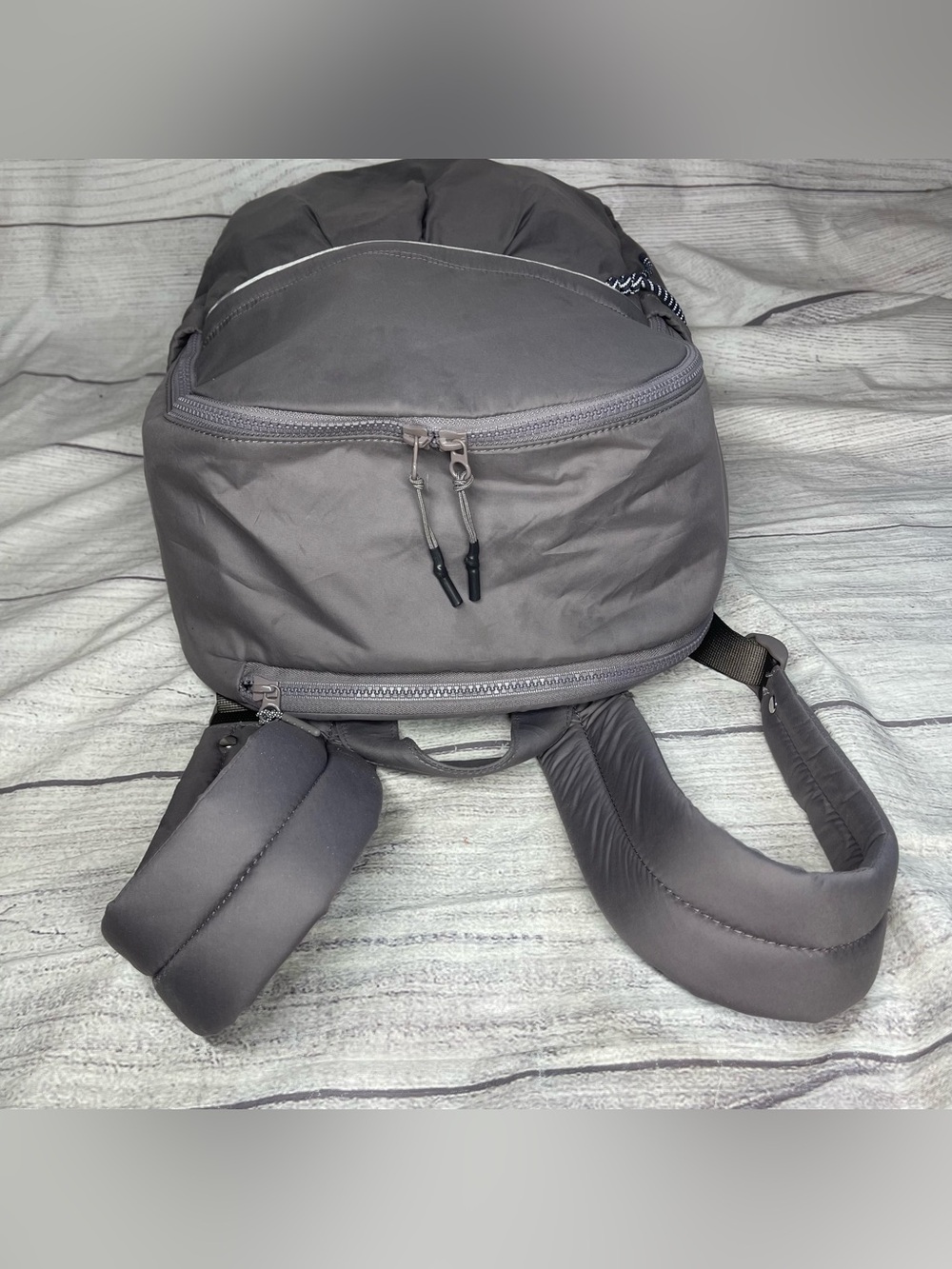 Lululemon Pack It Up 21L Unisex Lunar Rock Grey Purple Backpack - Picture 3 of 13